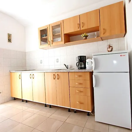 Apartment Kani *