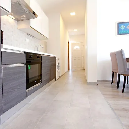 Kani Apartment