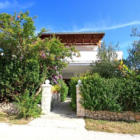 Kani Apartment
