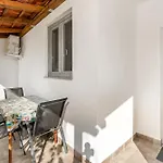 Baras Διαμέρισμα Nin