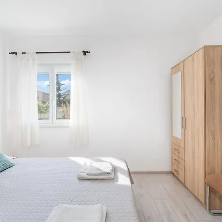 Baras Apartament