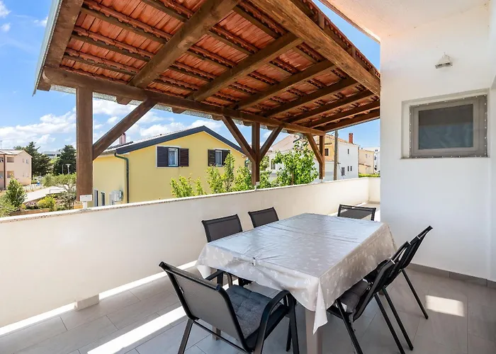 Baras Апартаменты Нин