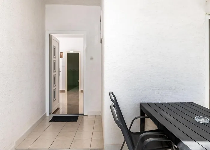 Апартаменты Baras Нин