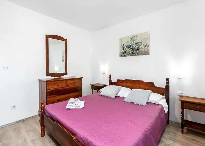 Baras Апартаменты *